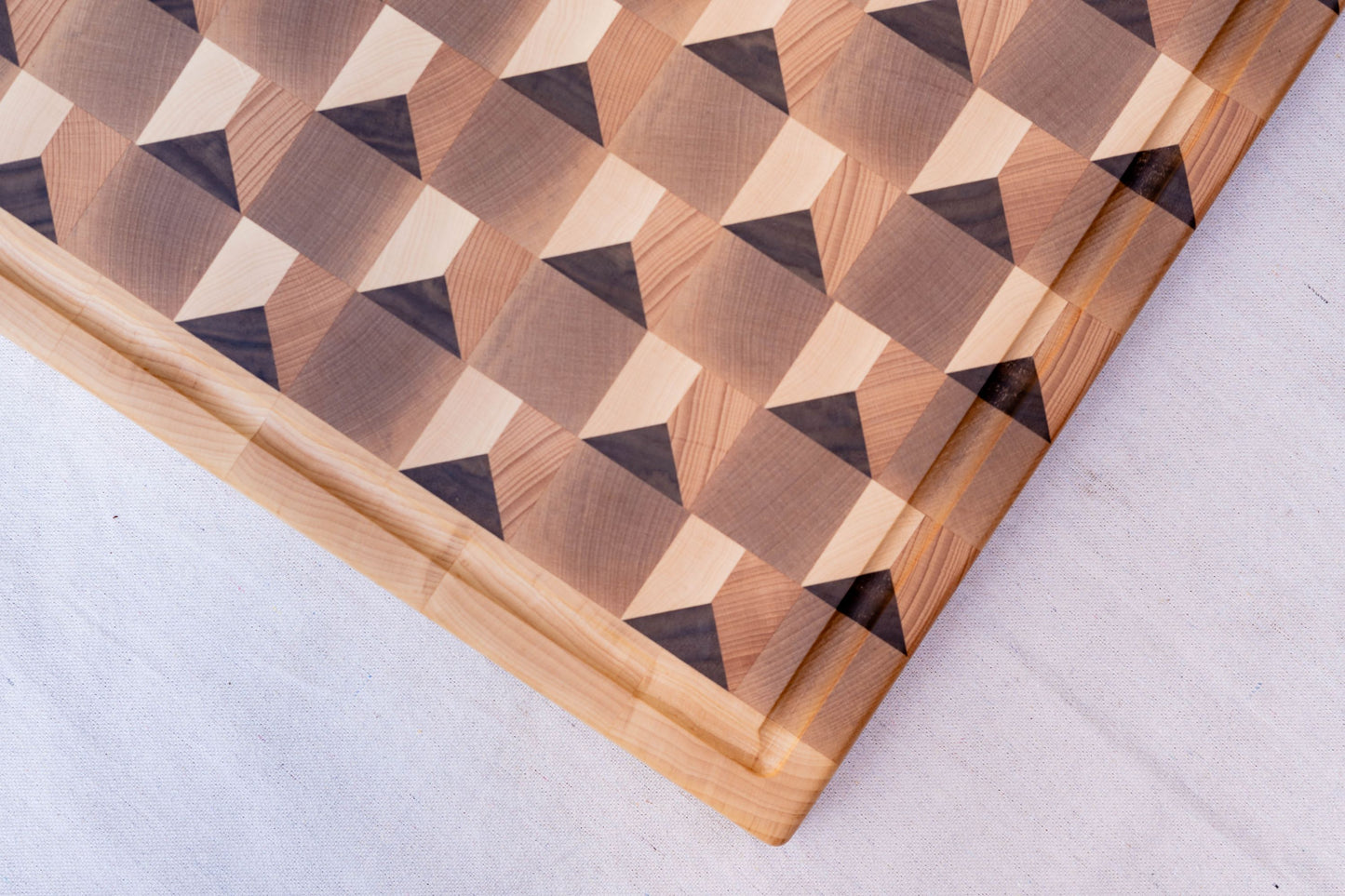 3D Design Cutting Board with Maple Wood Frame