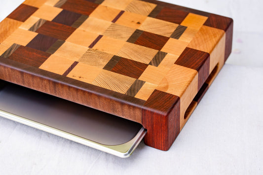 Pattern Cutting Board with Tray