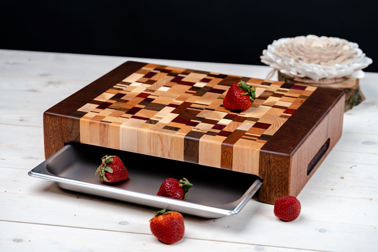 Chaos & Sapele Cutting Board with Tray